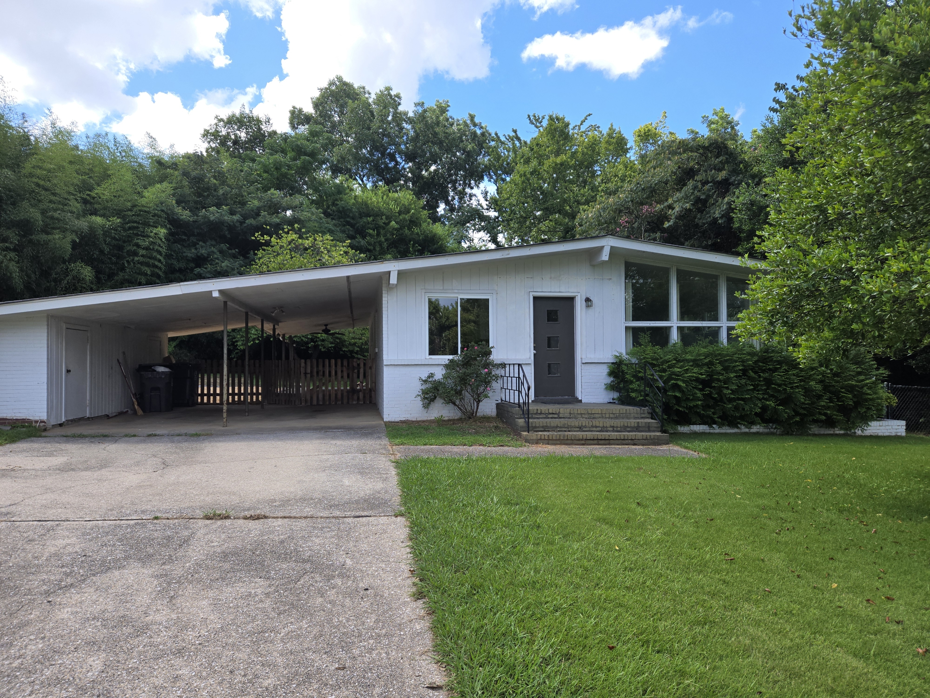 4048 Dolly Ridge Road - 1